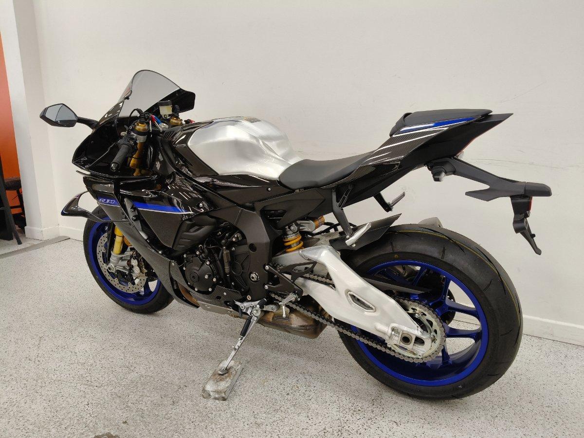2025 YAMAHA YZF-R1 M SPORTS