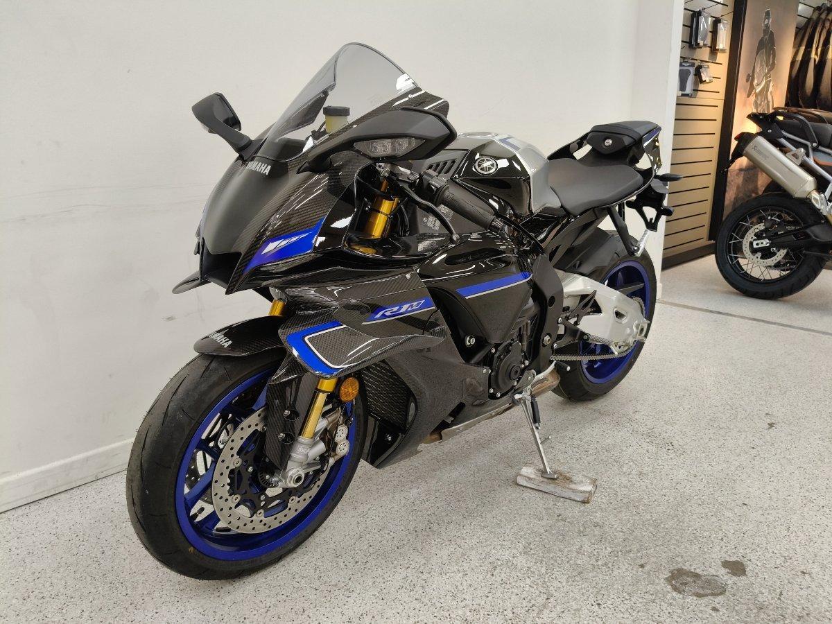 2025 YAMAHA YZF-R1 M SPORTS