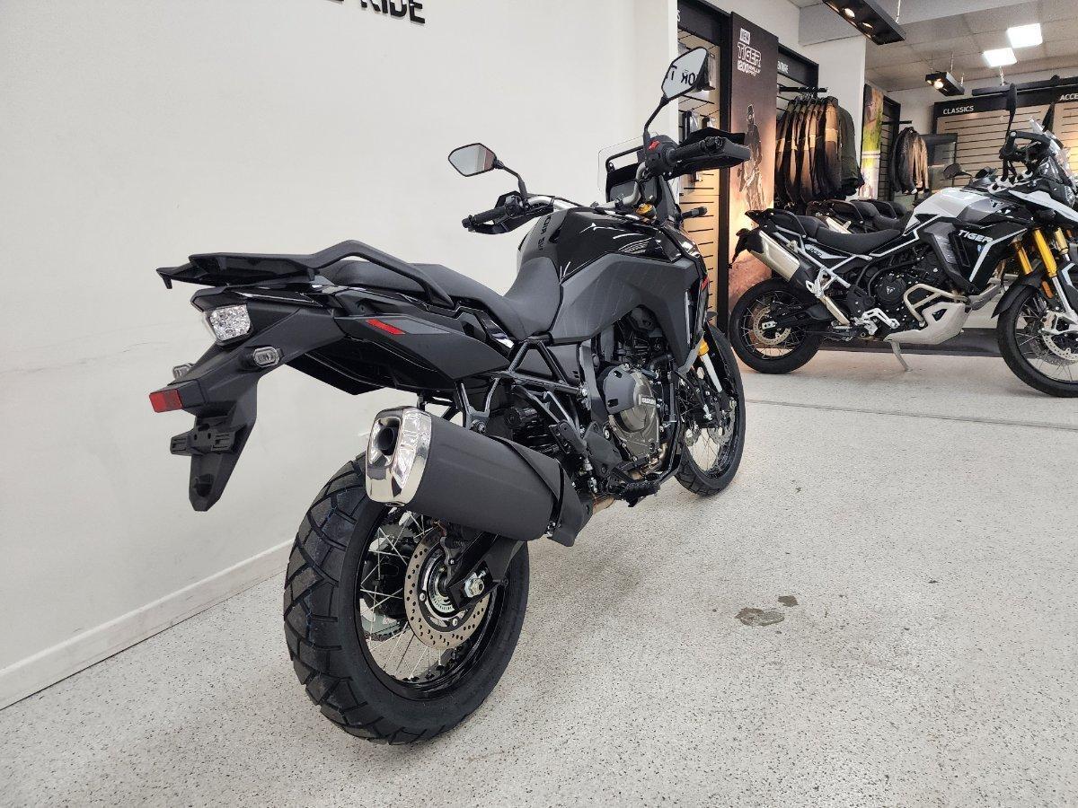 2026 SUZUKI V-STROM 800DE ROAD