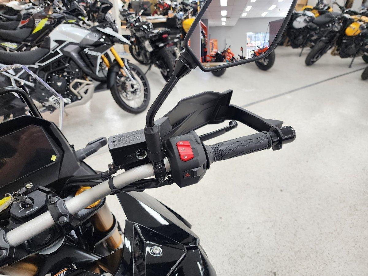 2026 SUZUKI V-STROM 800DE ROAD