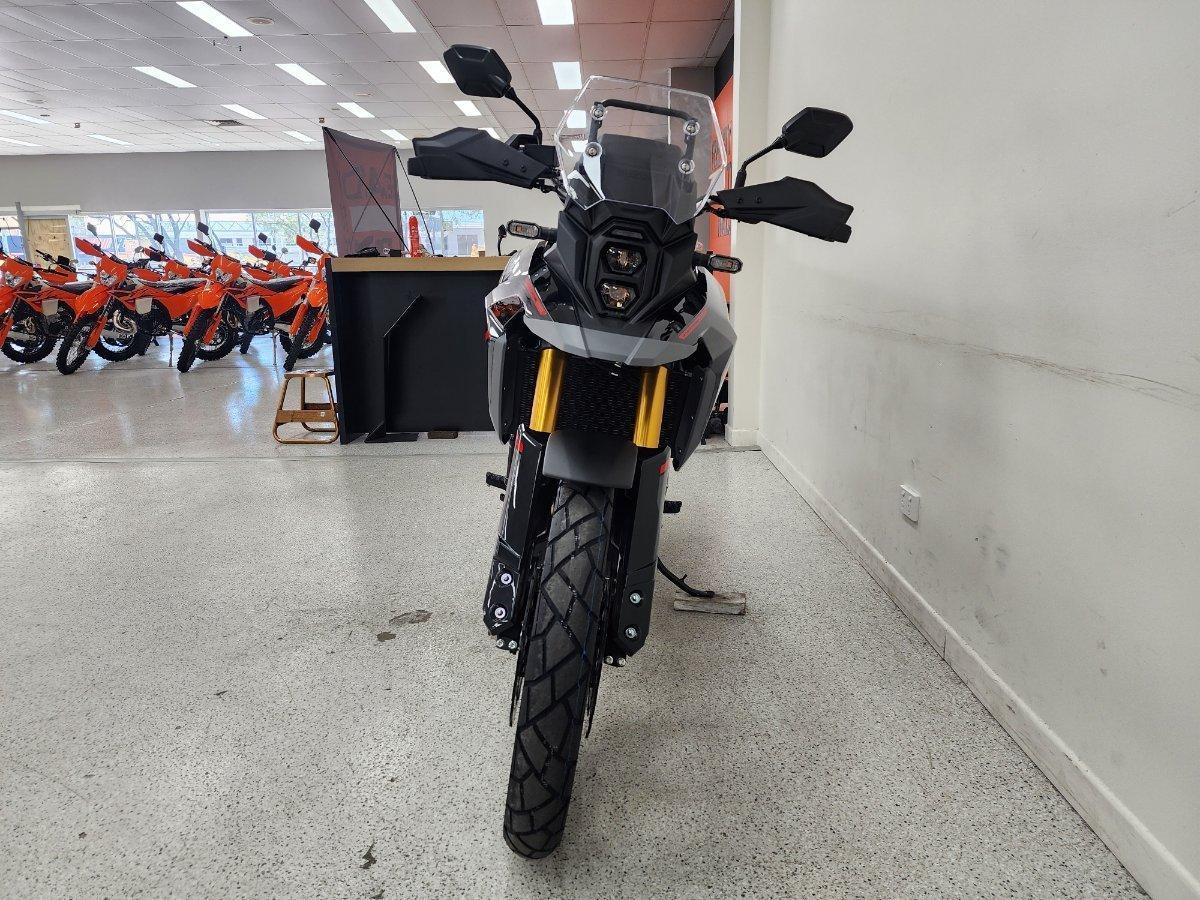 2026 SUZUKI V-STROM 800DE ROAD