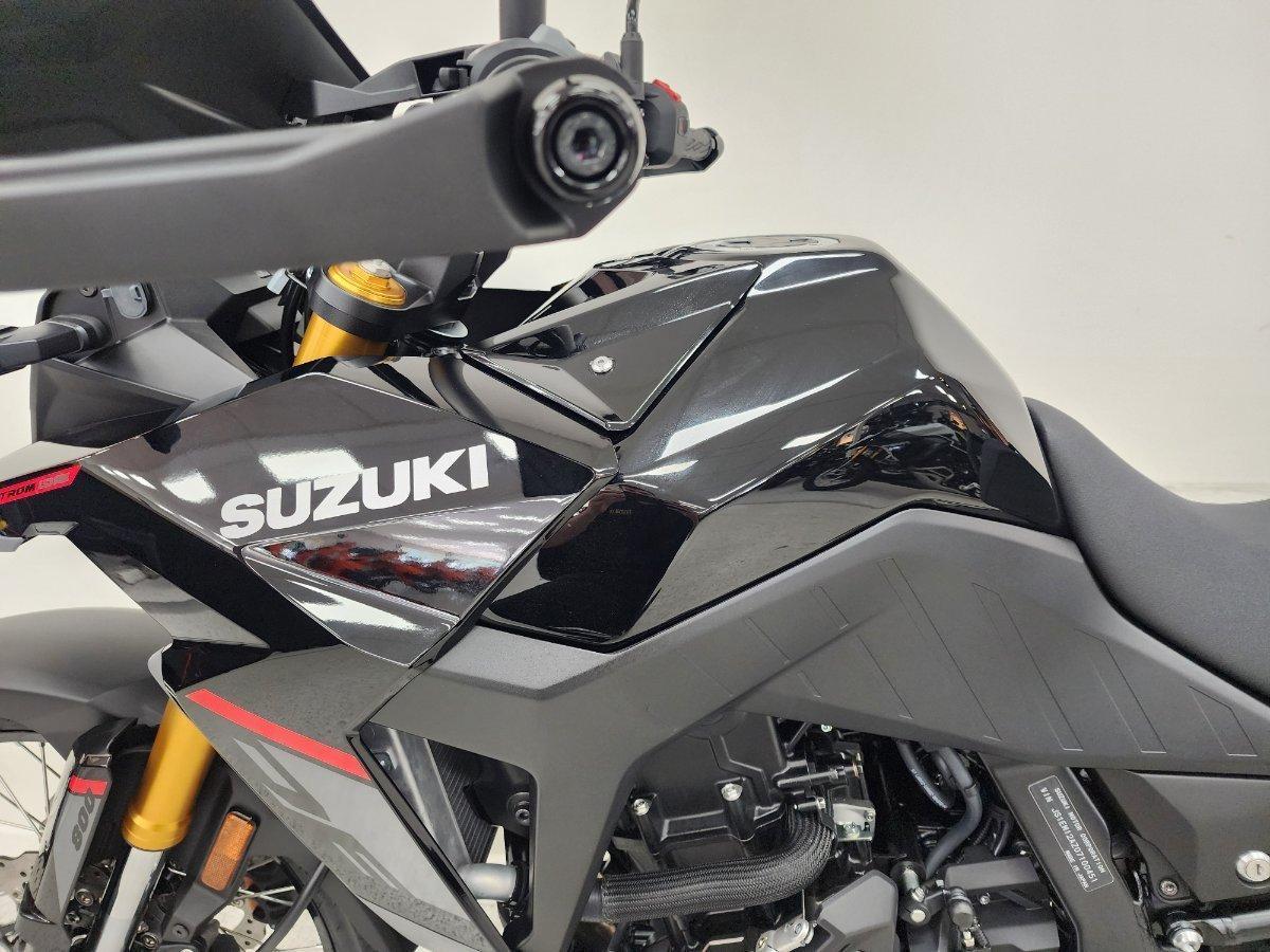 2026 SUZUKI V-STROM 800DE ROAD
