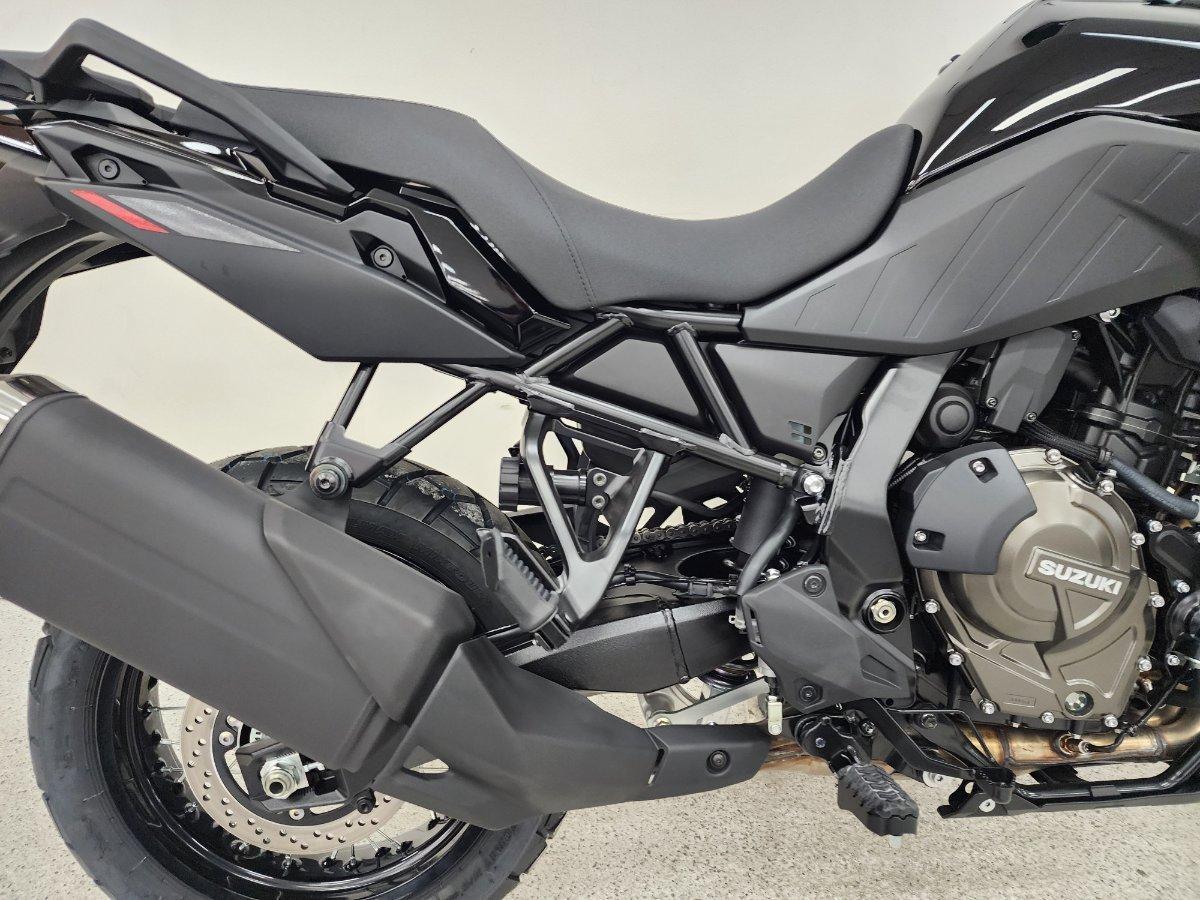 2026 SUZUKI V-STROM 800DE ROAD