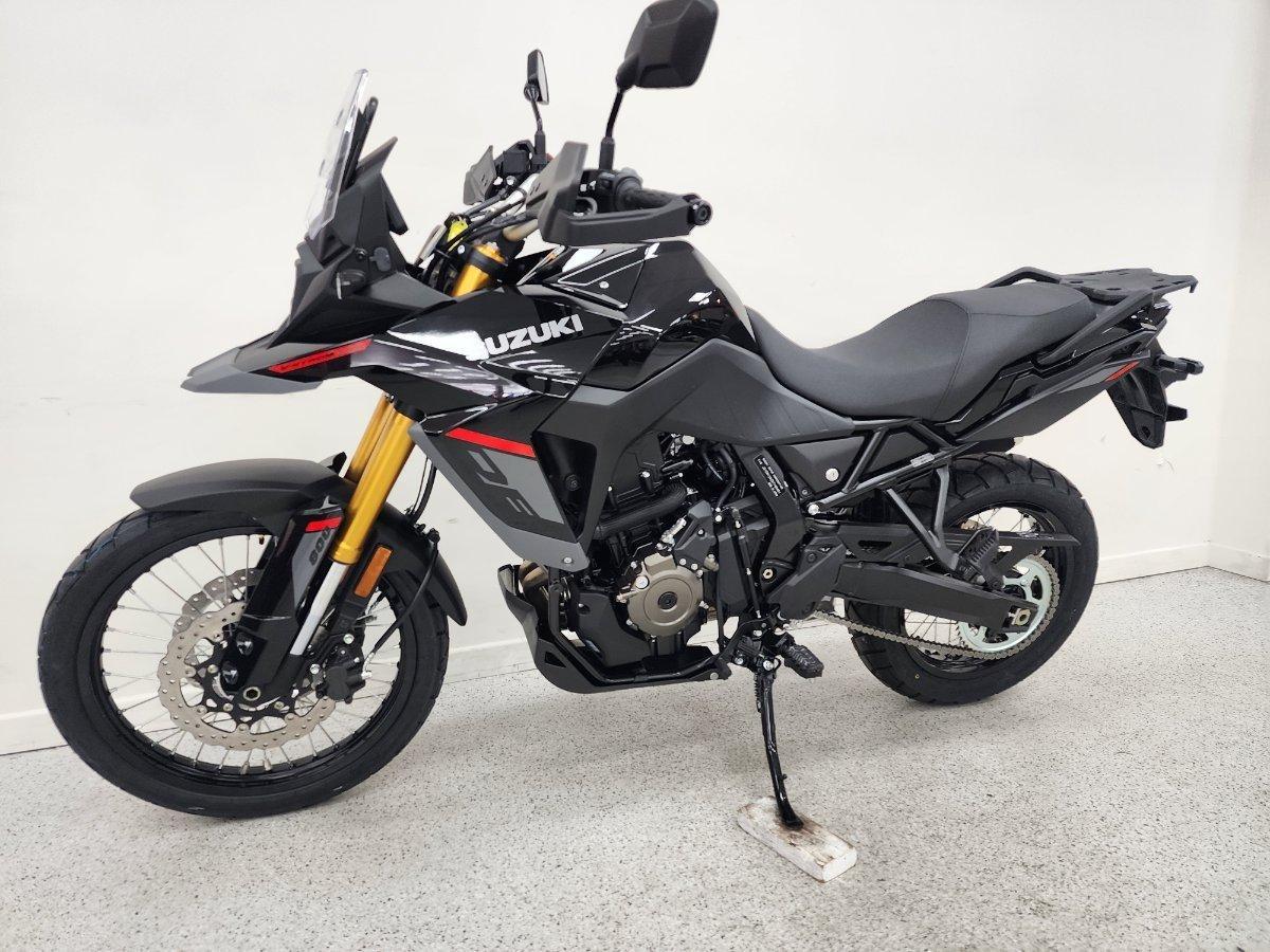 2026 SUZUKI V-STROM 800DE ROAD