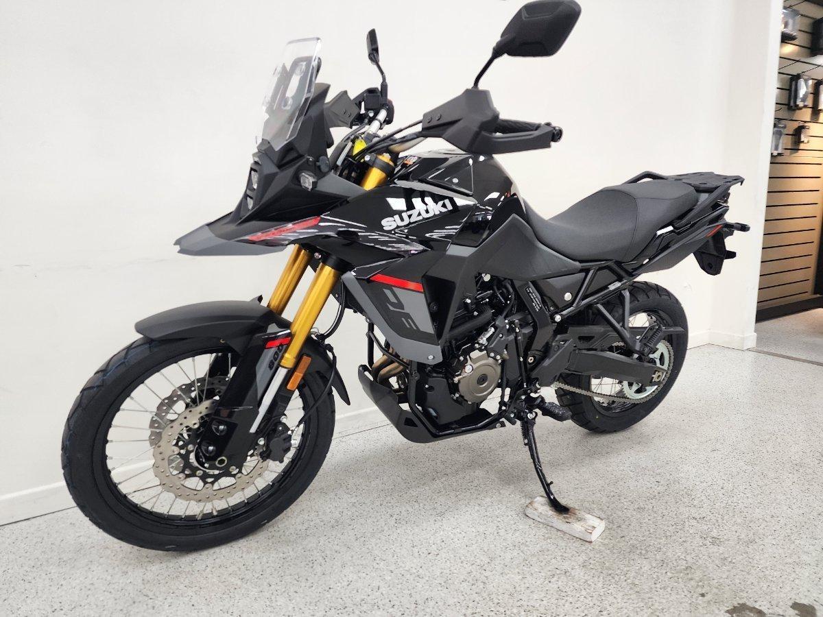 2026 SUZUKI V-STROM 800DE ROAD