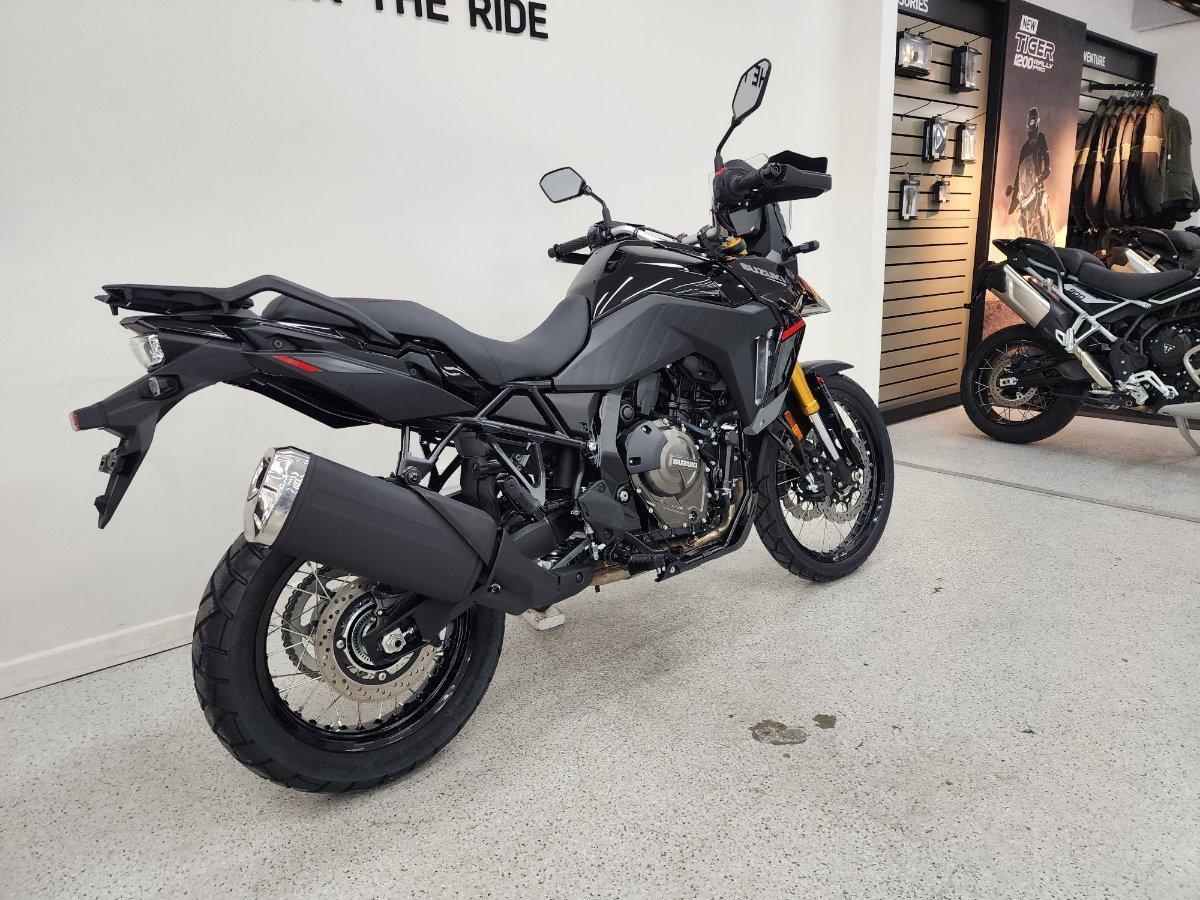 2026 SUZUKI V-STROM 800DE ROAD