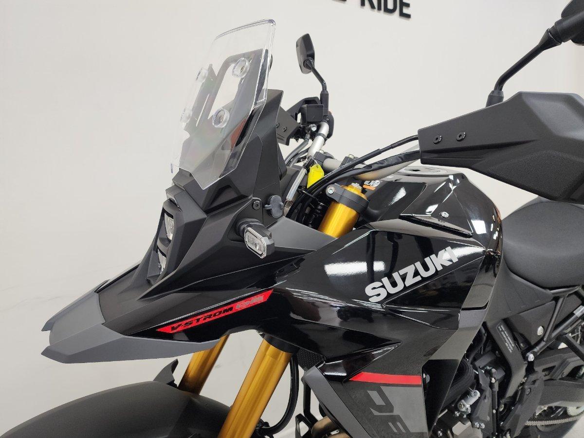 2026 SUZUKI V-STROM 800DE ROAD