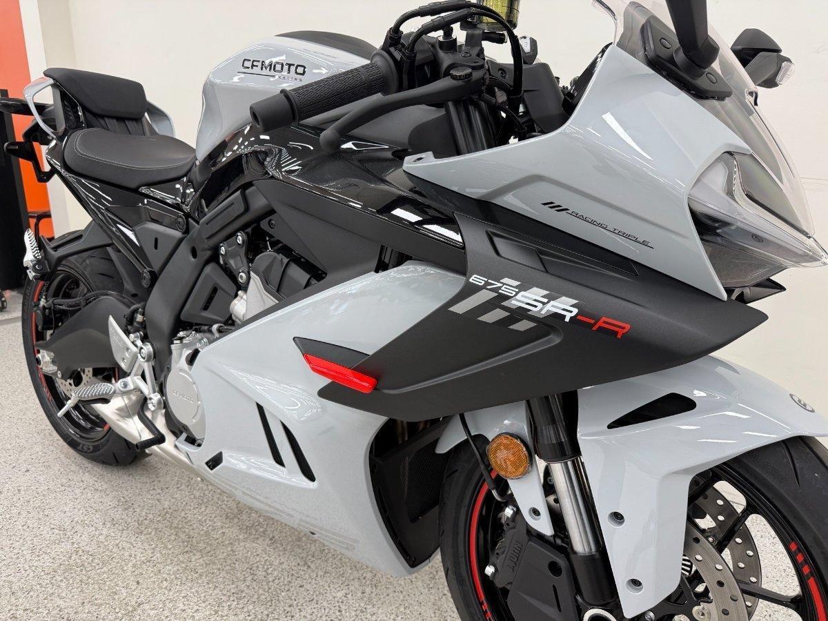2025 CF MOTO 675 SR-R SPORTS