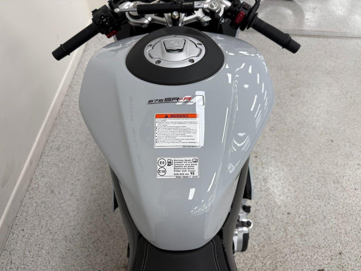 2025 CF MOTO 675 SR-R SPORTS