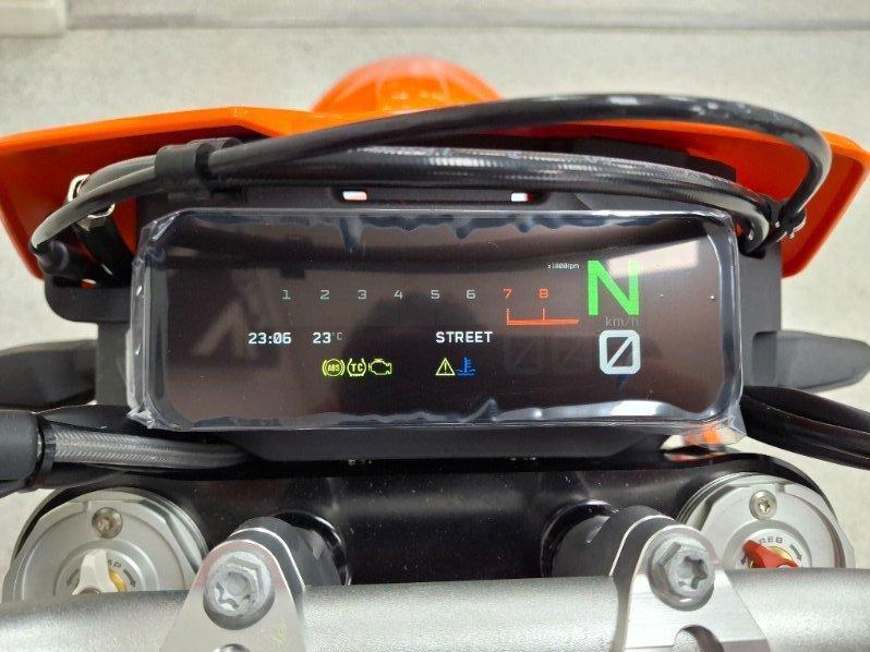 2026 KTM 690 ENDURO R ENDURO