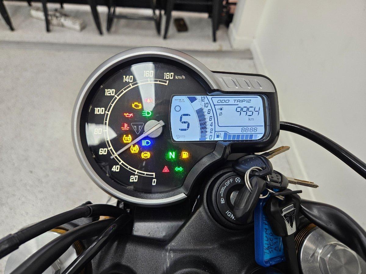 2025 TRIUMPH SPEED 400 ROAD