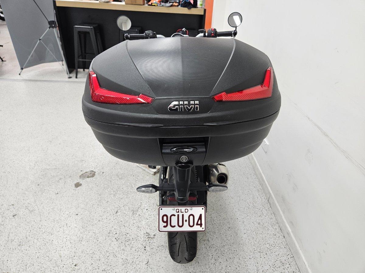 2025 TRIUMPH SPEED 400 ROAD