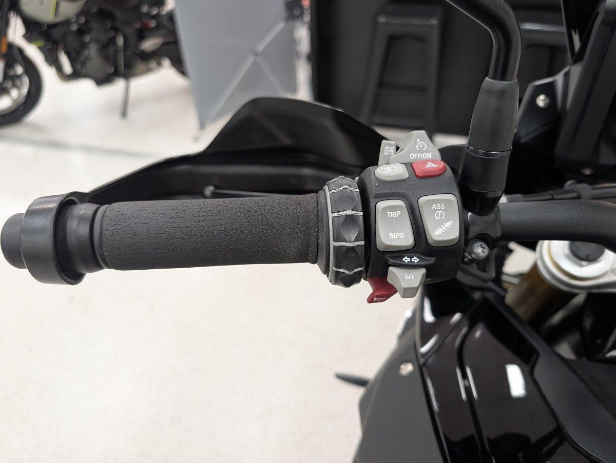 2019 BMW S 1000 XR TRIPLE BLACK DUAL SPORTS