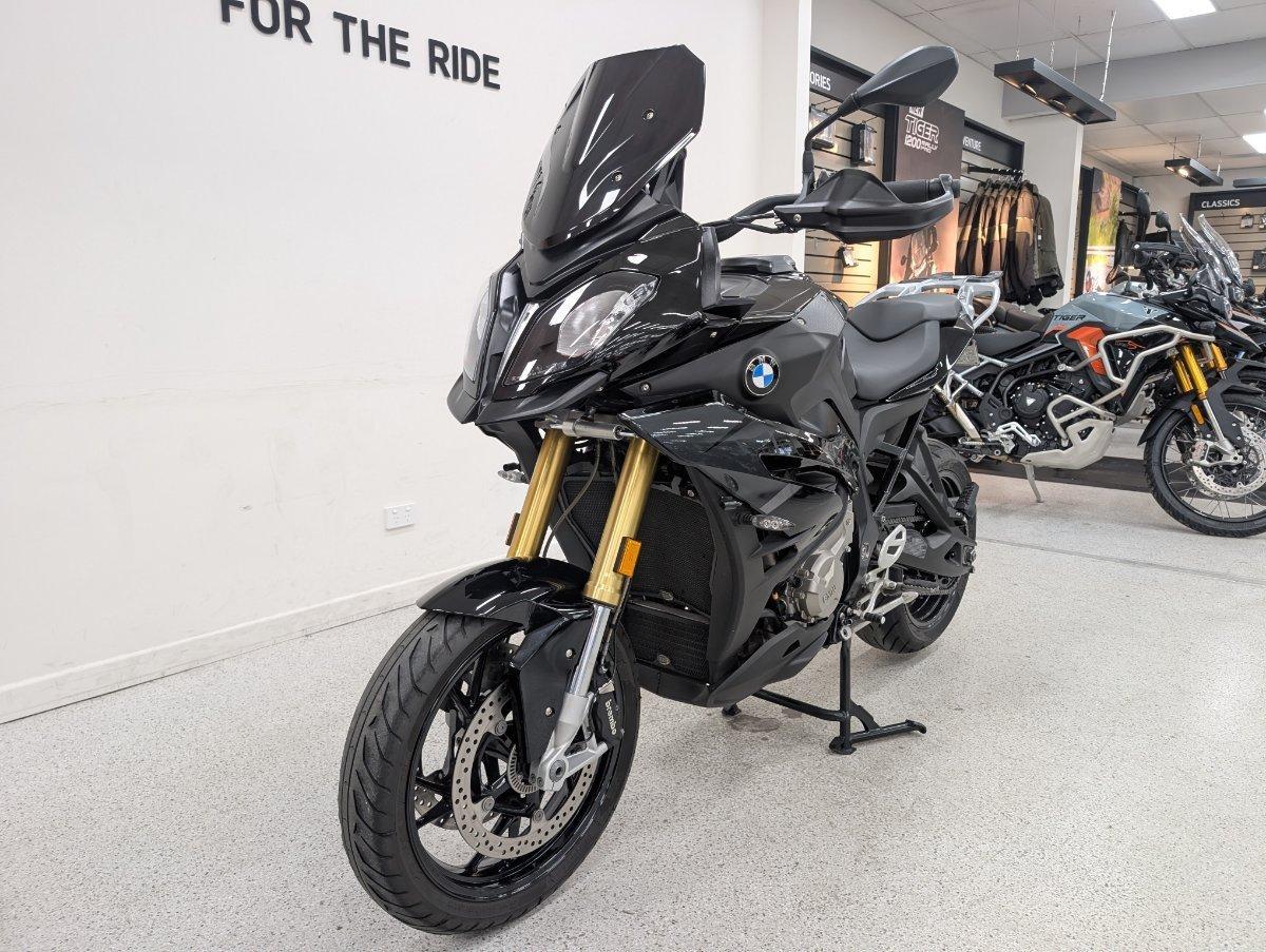 2019 BMW S 1000 XR TRIPLE BLACK DUAL SPORTS