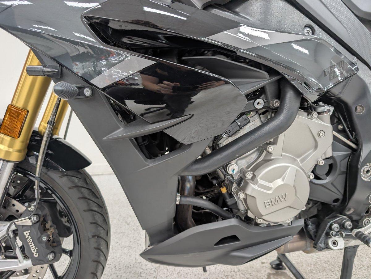 2019 BMW S 1000 XR TRIPLE BLACK DUAL SPORTS