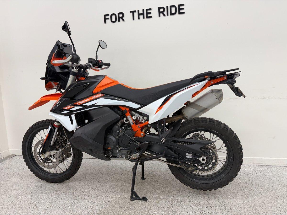 2022 KTM 890 ADVENTURE R DUAL SPORTS