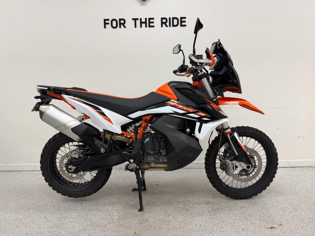 2022 KTM 890 ADVENTURE R DUAL SPORTS