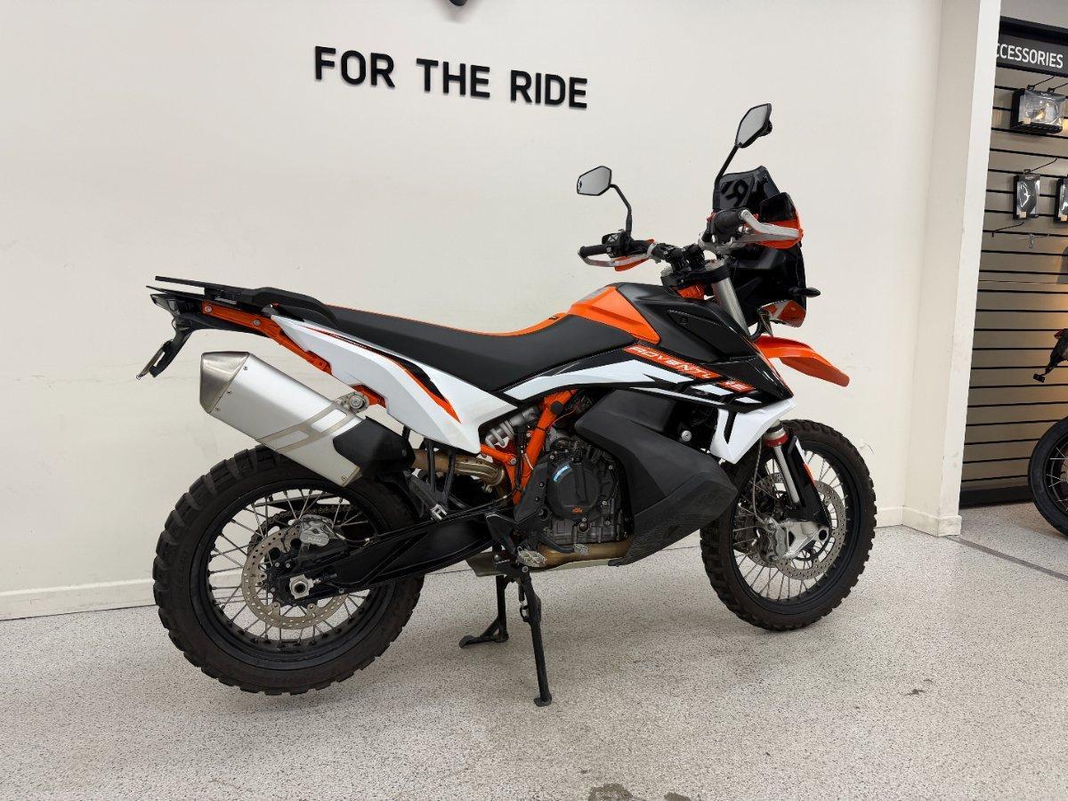 2022 KTM 890 ADVENTURE R DUAL SPORTS