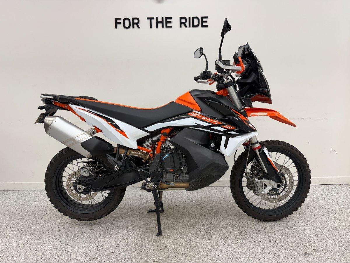 2022 KTM 890 ADVENTURE R DUAL SPORTS