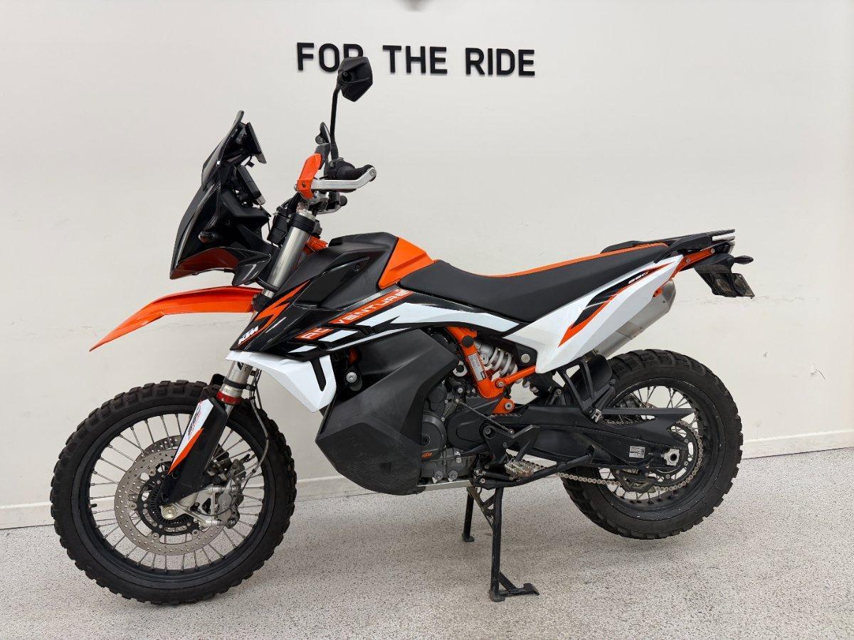2022 KTM 890 ADVENTURE R DUAL SPORTS