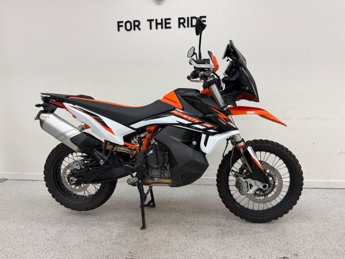 2022 KTM 890 ADVENTURE R DUAL SPORTS
