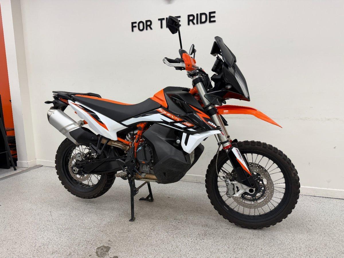 2022 KTM 890 ADVENTURE R DUAL SPORTS