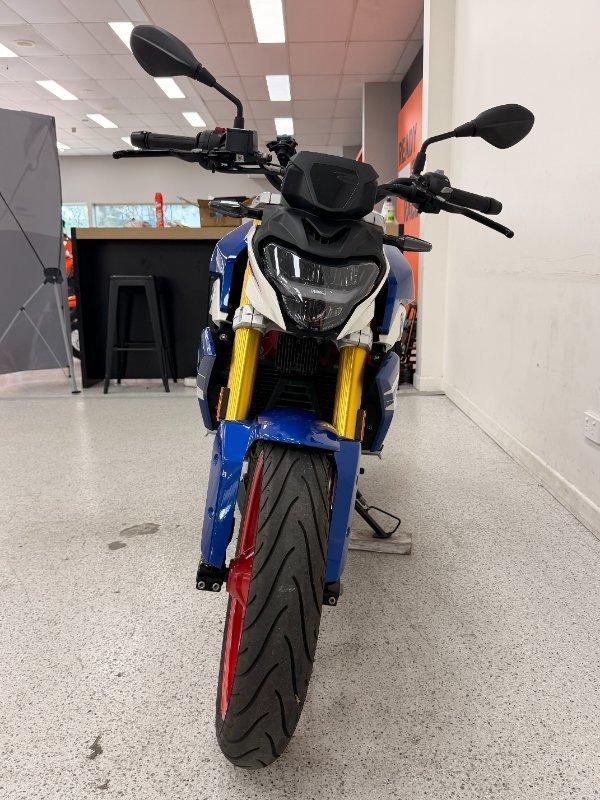 2024 BMW G 310 R SPORTS