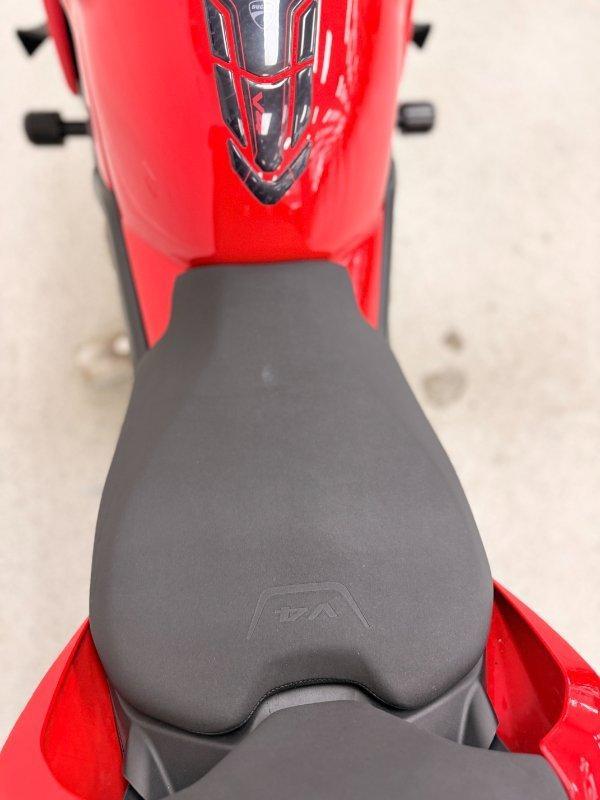 2021 DUCATI STREETFIGHTER V4 S SPORTS