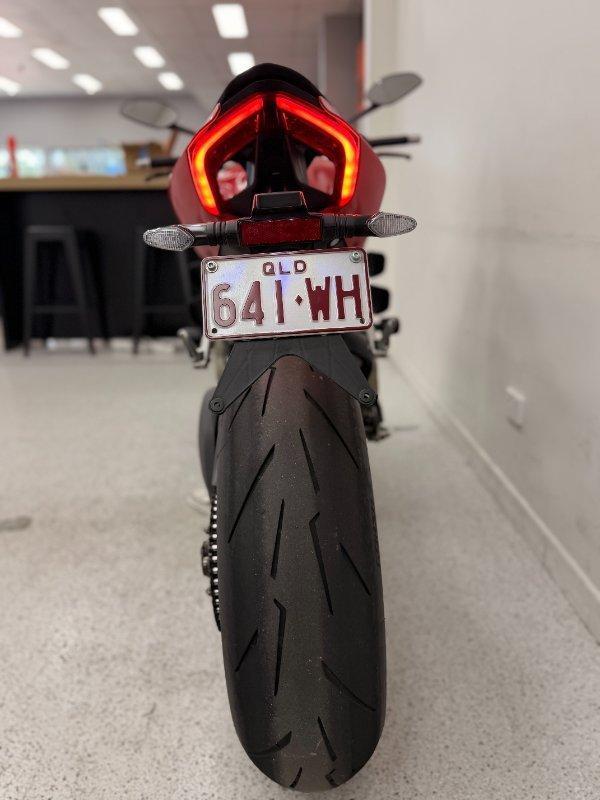 2021 DUCATI STREETFIGHTER V4 S SPORTS
