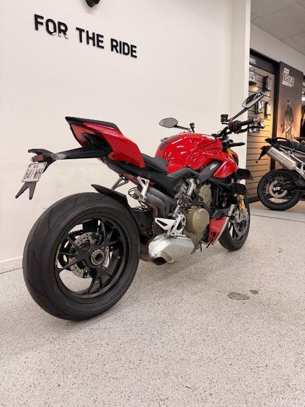 2021 DUCATI STREETFIGHTER V4 S SPORTS
