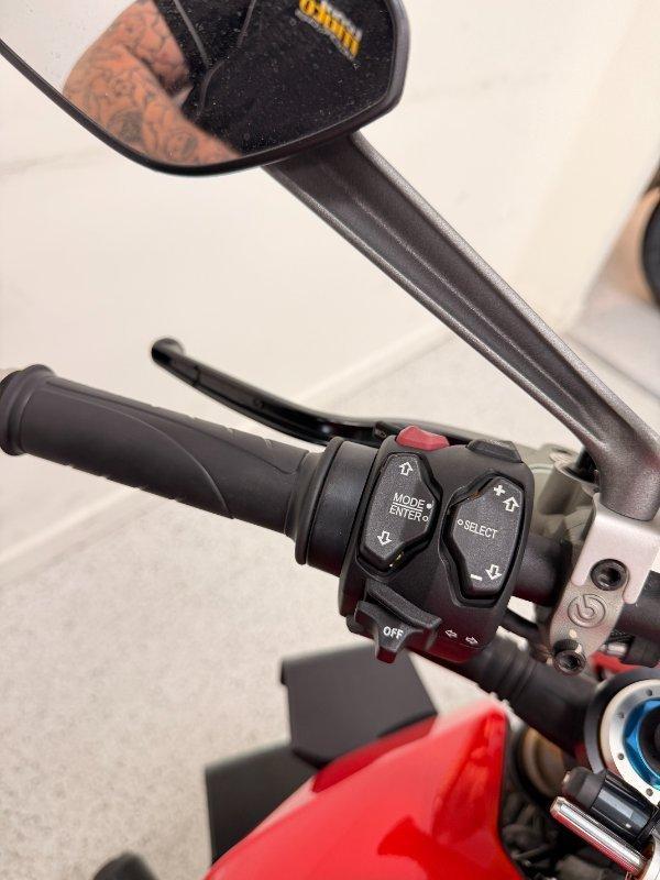 2021 DUCATI STREETFIGHTER V4 S SPORTS