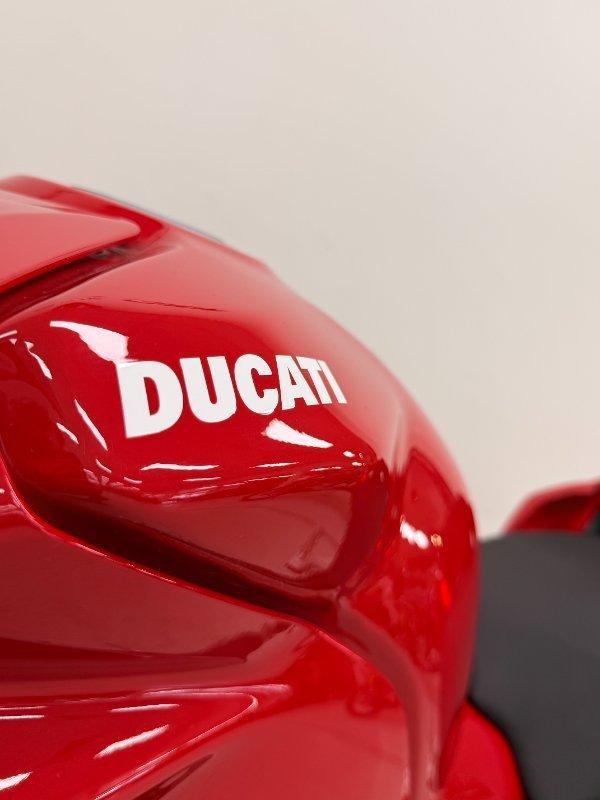 2021 DUCATI STREETFIGHTER V4 S SPORTS