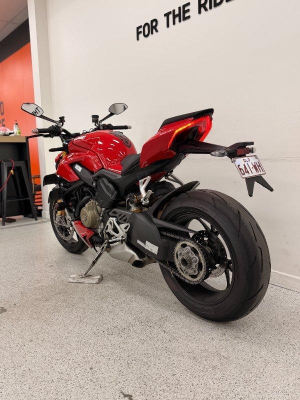 2021 DUCATI STREETFIGHTER V4 S SPORTS