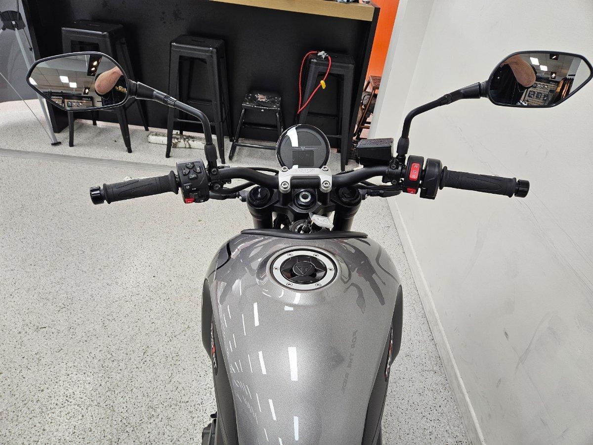 2024 TRIUMPH TRIDENT 660 ROAD