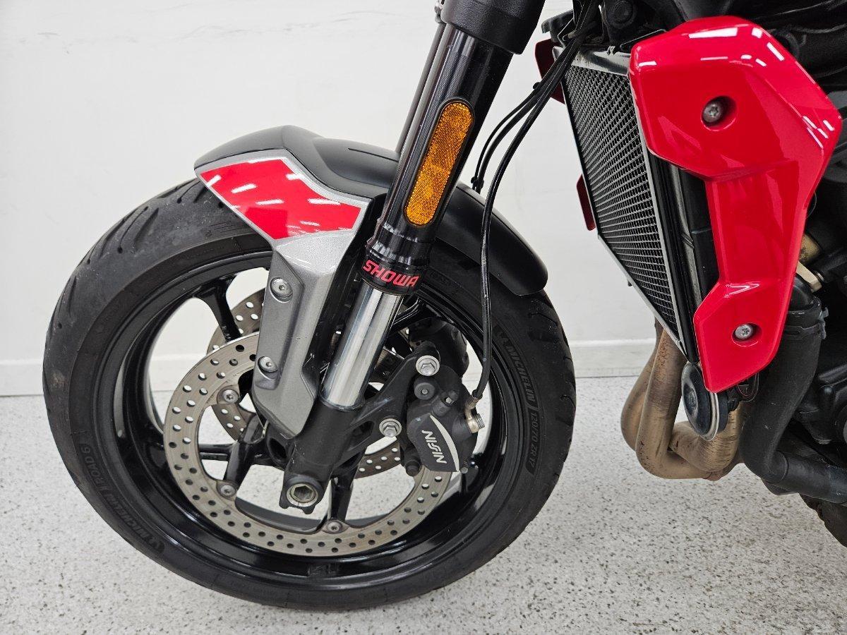 2024 TRIUMPH TRIDENT 660 ROAD