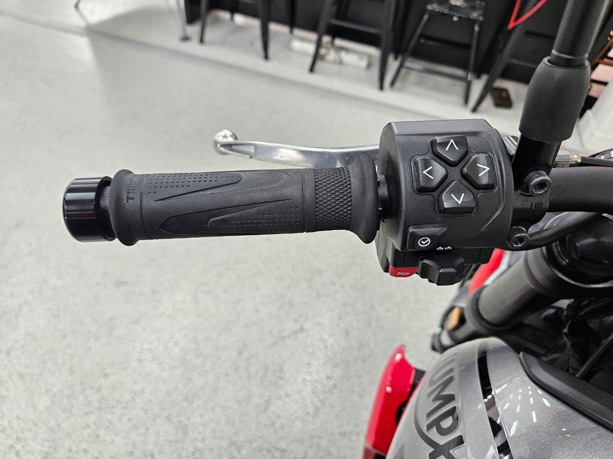 2024 TRIUMPH TRIDENT 660 ROAD