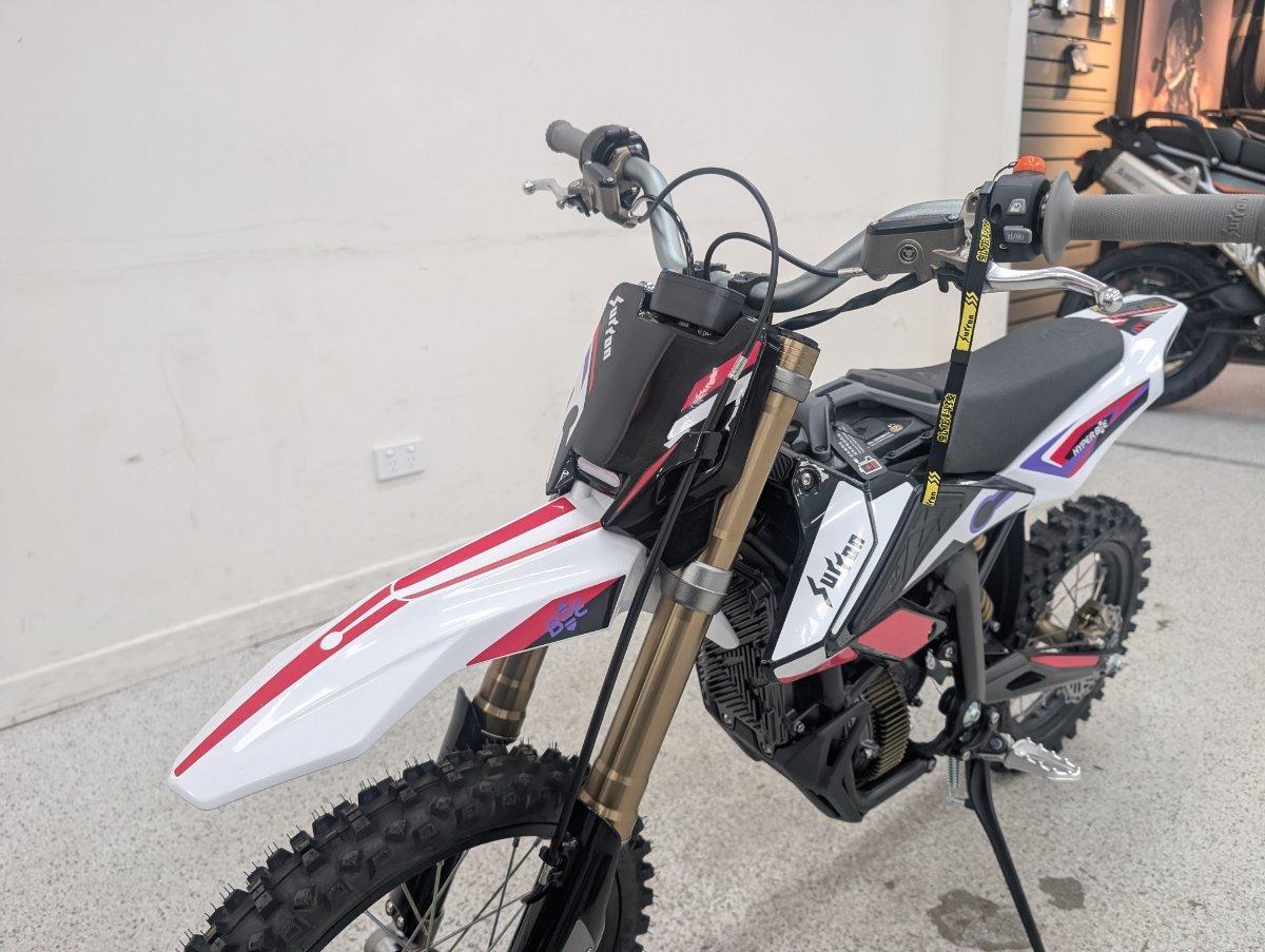 2025 SUR-RON HYPER BEE 14/12 TRAIL