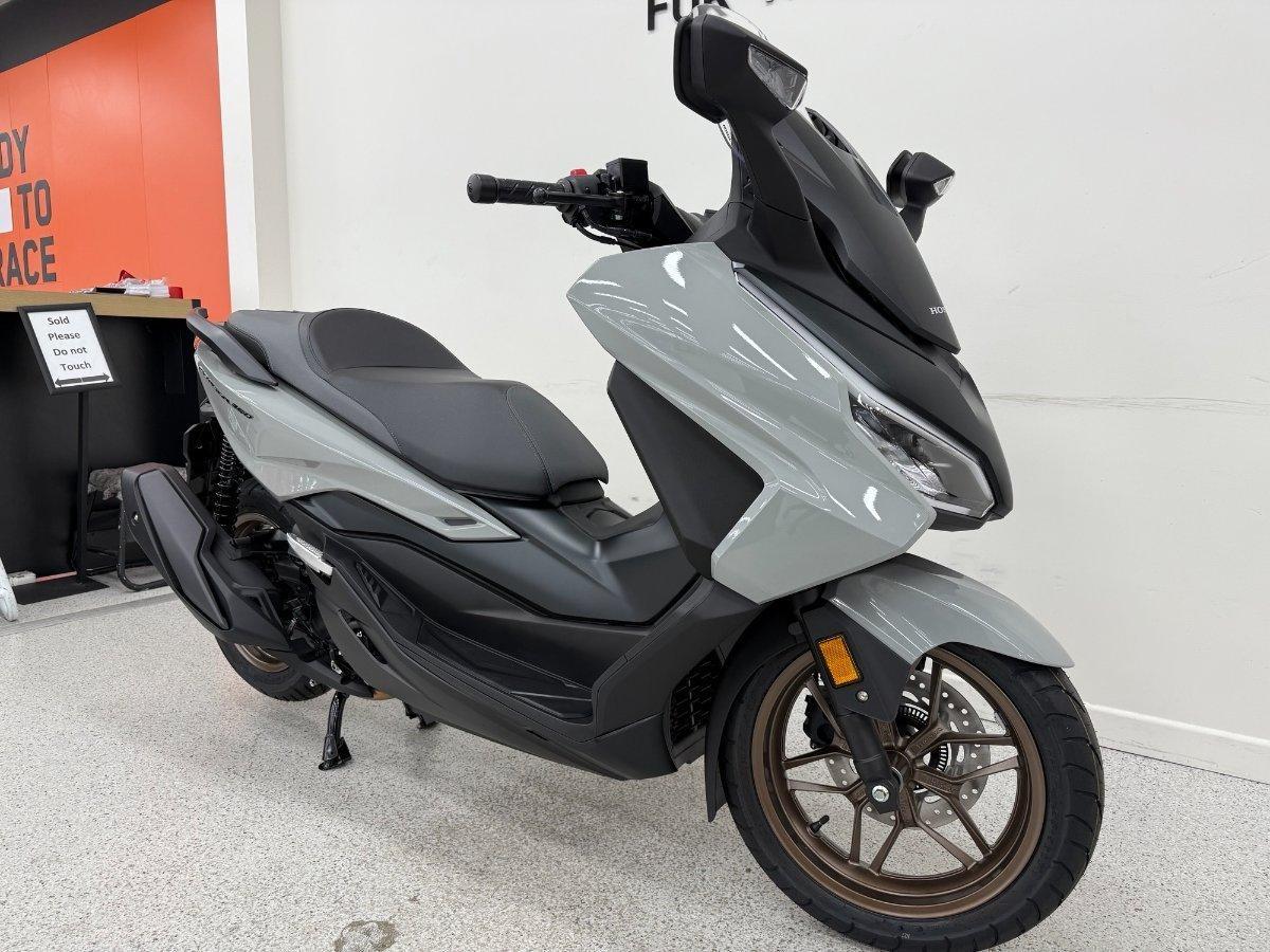 2025 HONDA FORZA 350 (NSS350A) SCOOTER