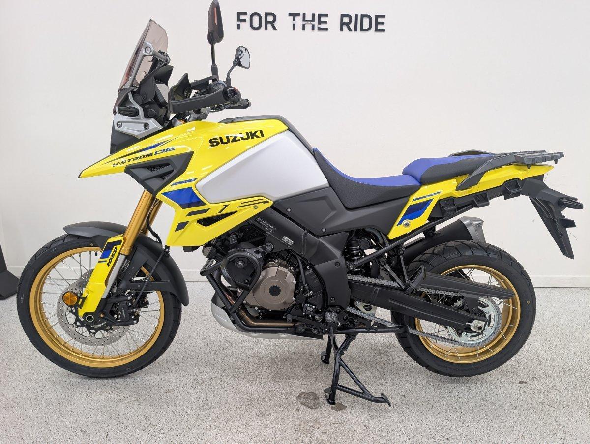 2024 SUZUKI V-STROM 1050DE (DL1050RJM3) DUAL SPORTS