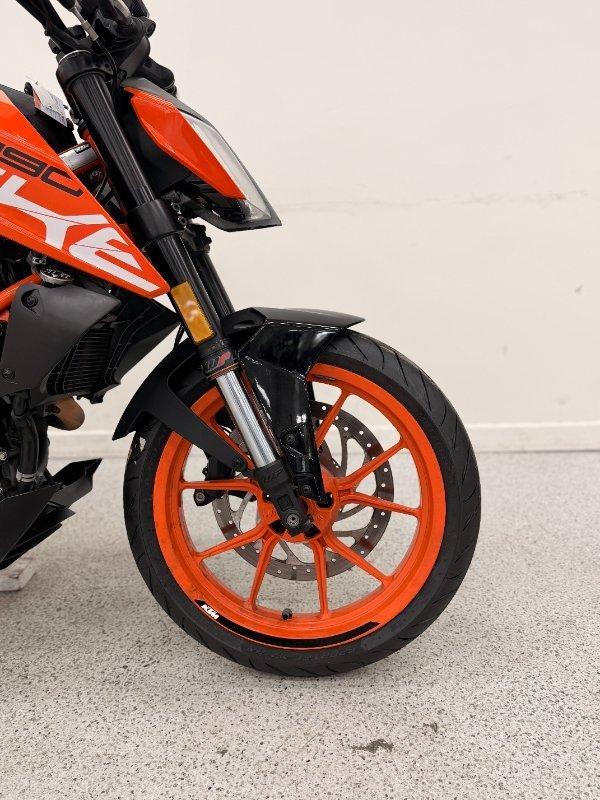 2022 KTM 390 DUKE ROAD