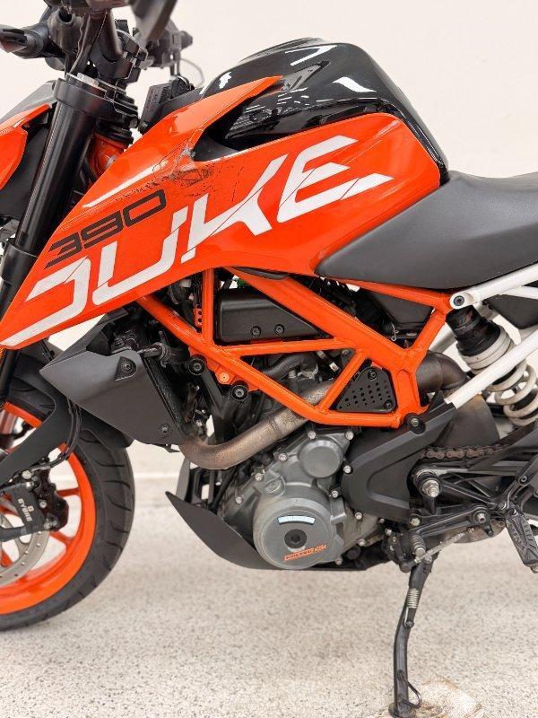 2022 KTM 390 DUKE ROAD