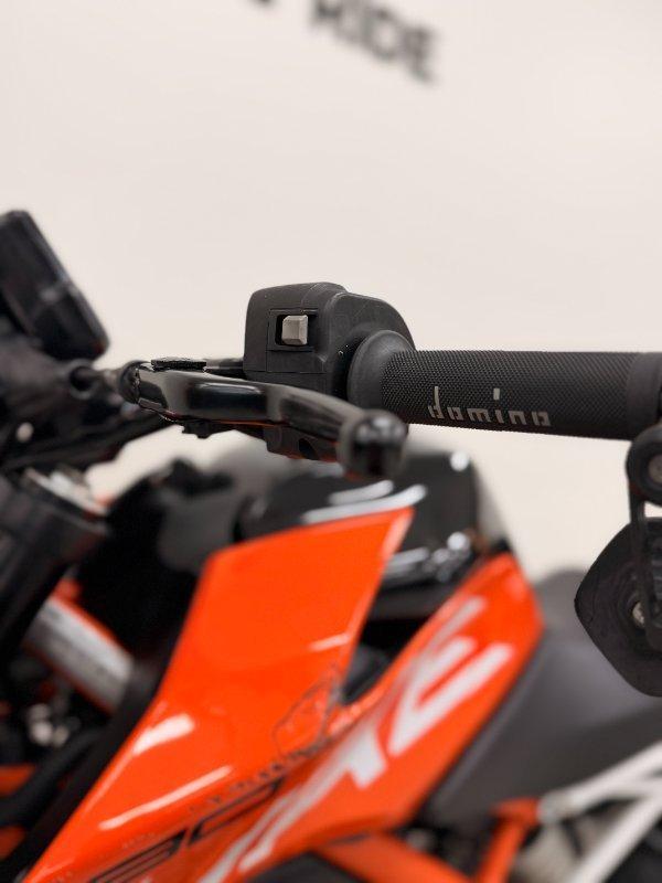 2022 KTM 390 DUKE ROAD