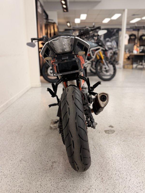 2022 KTM 390 DUKE ROAD