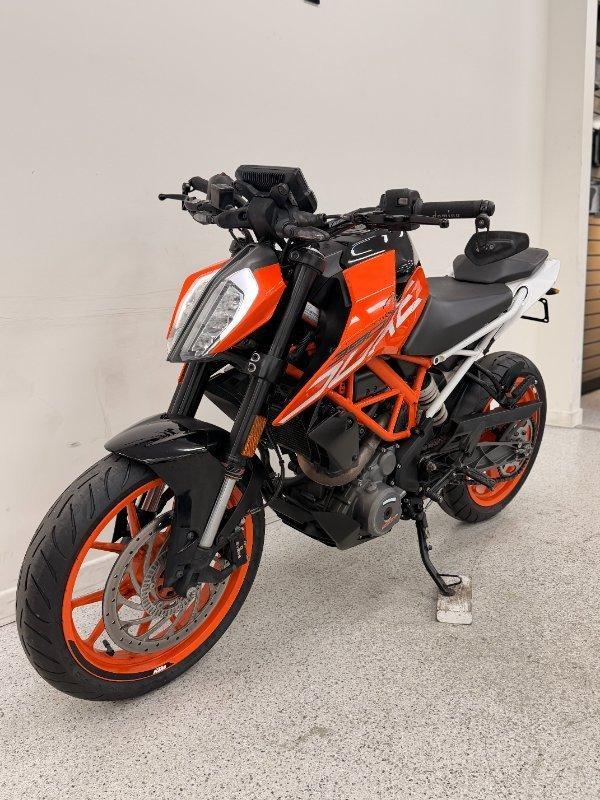 2022 KTM 390 DUKE ROAD