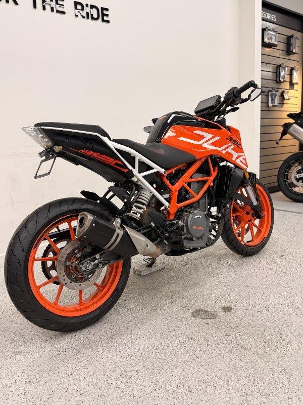 2022 KTM 390 DUKE ROAD