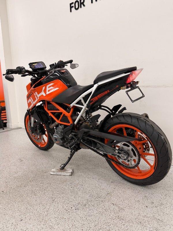 2022 KTM 390 DUKE ROAD