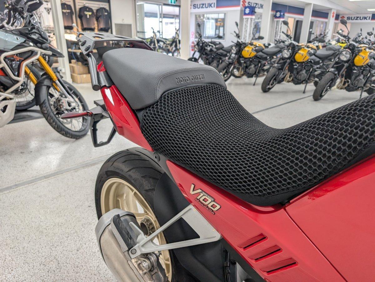 2023 MOTO GUZZI V100 MANDELLO ROAD