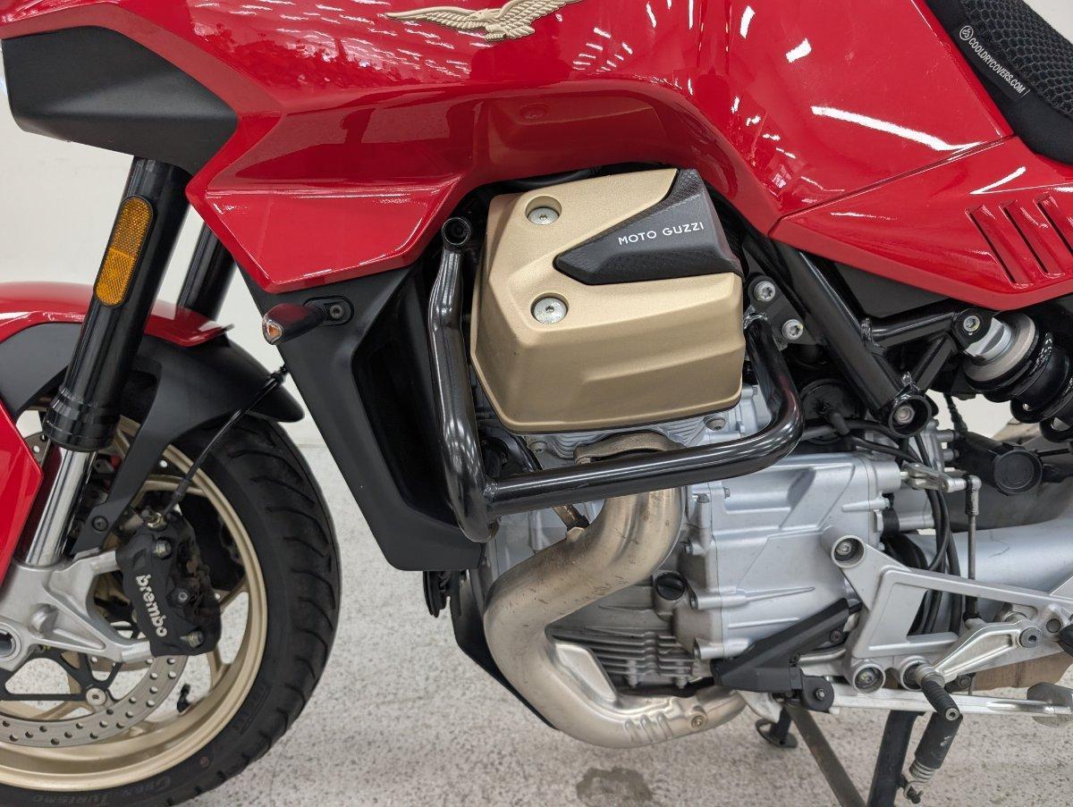 2023 MOTO GUZZI V100 MANDELLO ROAD