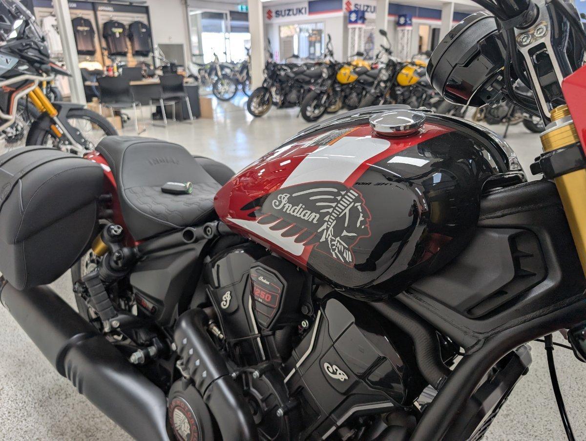 2025 INDIAN SCOUT 101 CRUISER