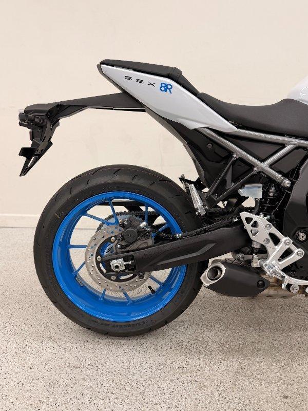 2026 SUZUKI GSX-8R ROAD
